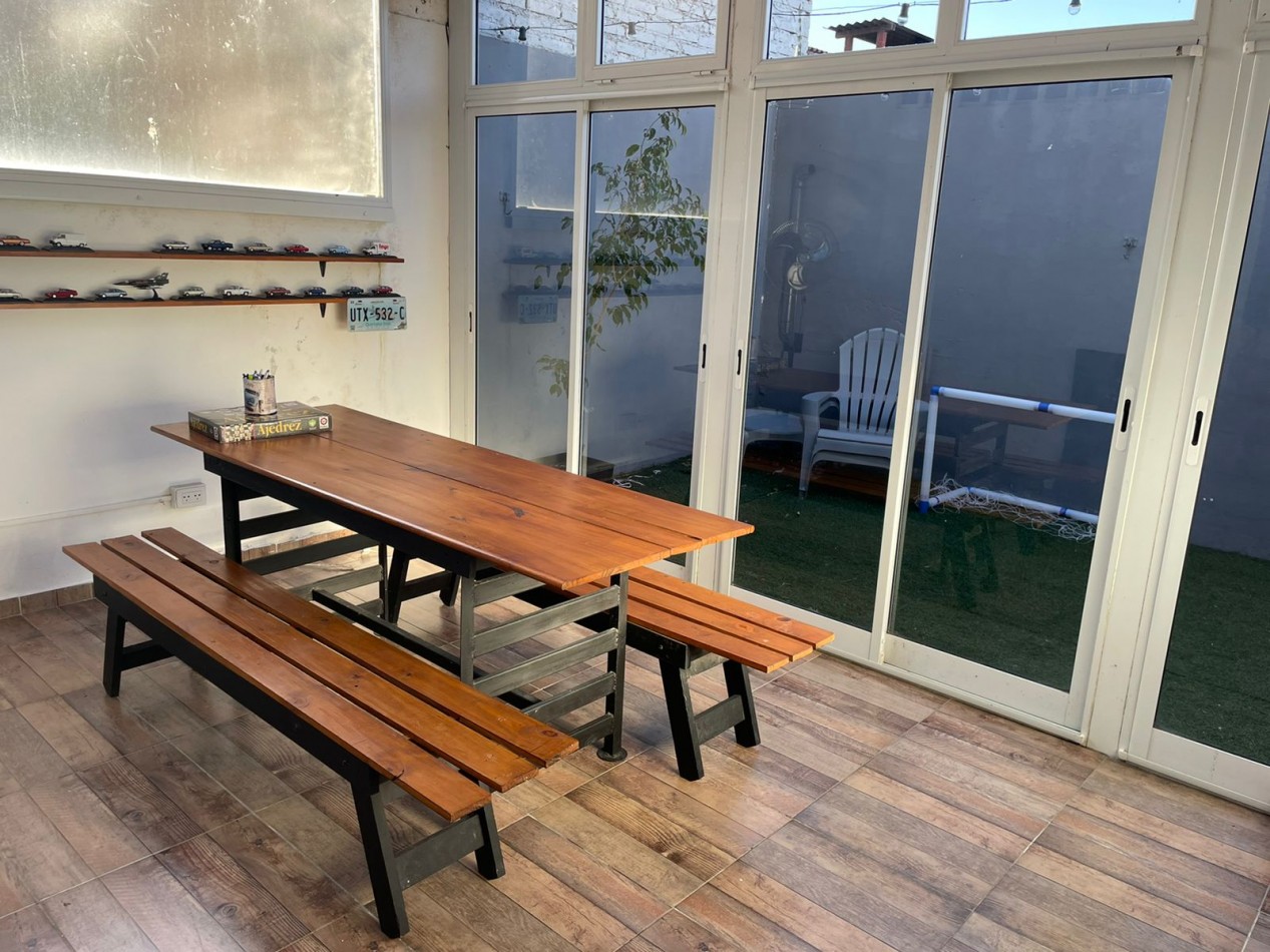 Duplex 4 ambientes con garage Los Pinares