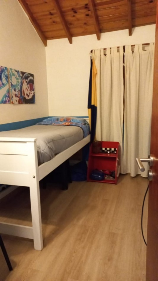 Duplex 4 ambientes con garage Los Pinares