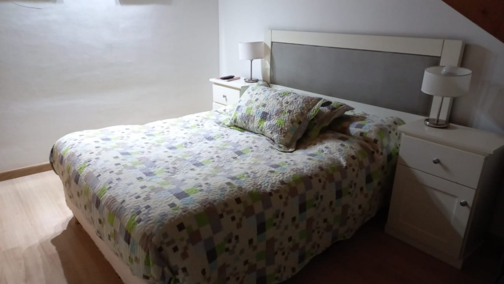 Duplex 4 ambientes con garage Los Pinares