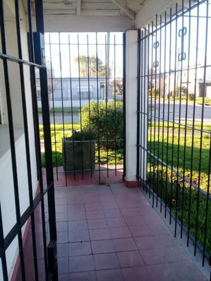  Chalet 4 amb con garage y patio - Zona El Progreso - Mar del Plata