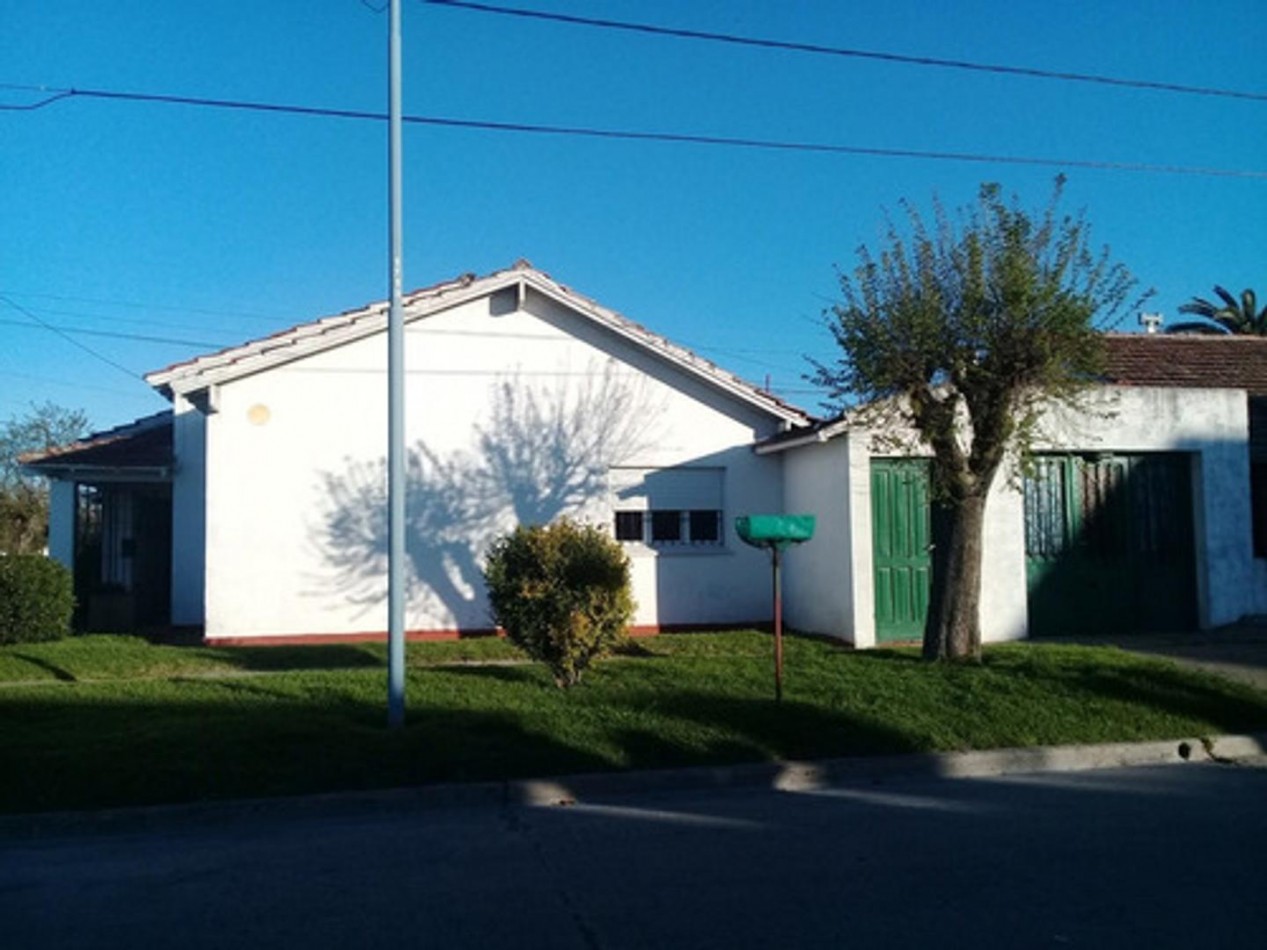  Chalet 4 amb con garage y patio - Zona El Progreso - Mar del Plata