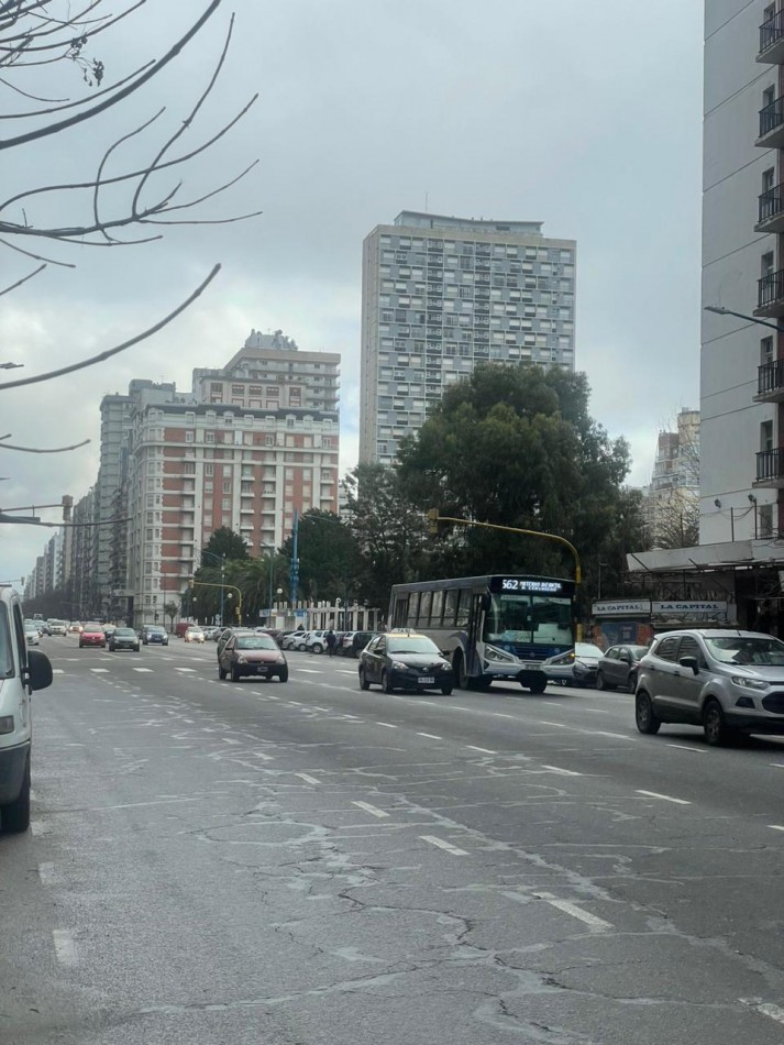 2 ambientes contrafrente - Centro 