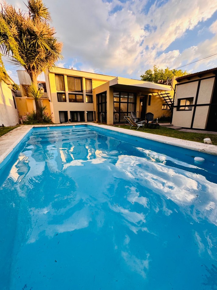 Casa 3 amb en Zona Faro Norte -  con Quincho y Piscina - Mar del Plata.-  