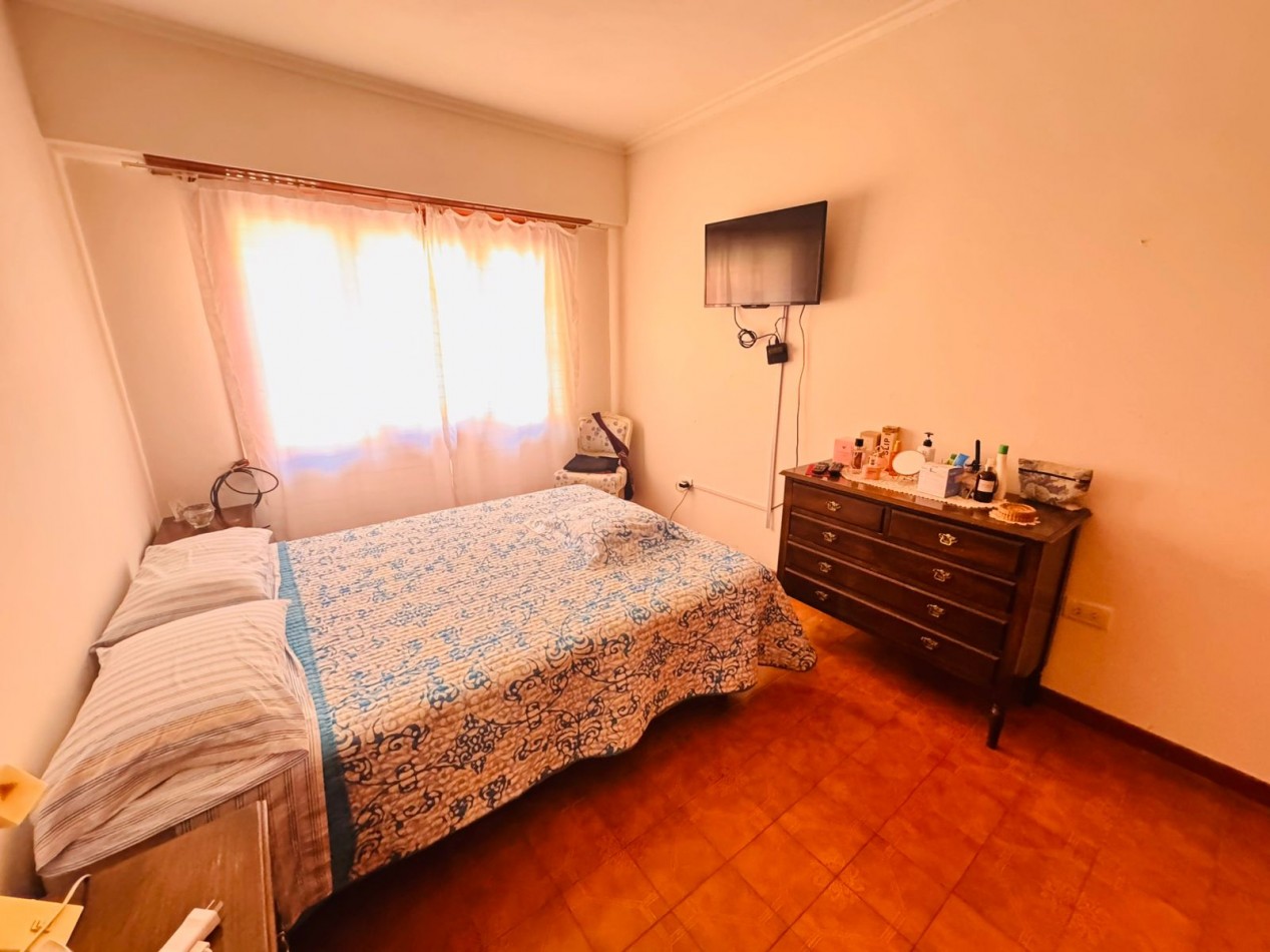 Chalet 3 amb con garage en VENTA - SOBRE AV EDISON - MAR DEL PLATA - APTO CREDITO