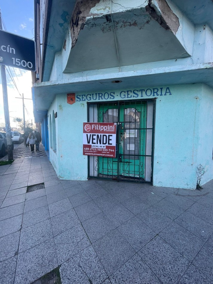 Local en esquina sobre Avenida Luro - Mar del Plata