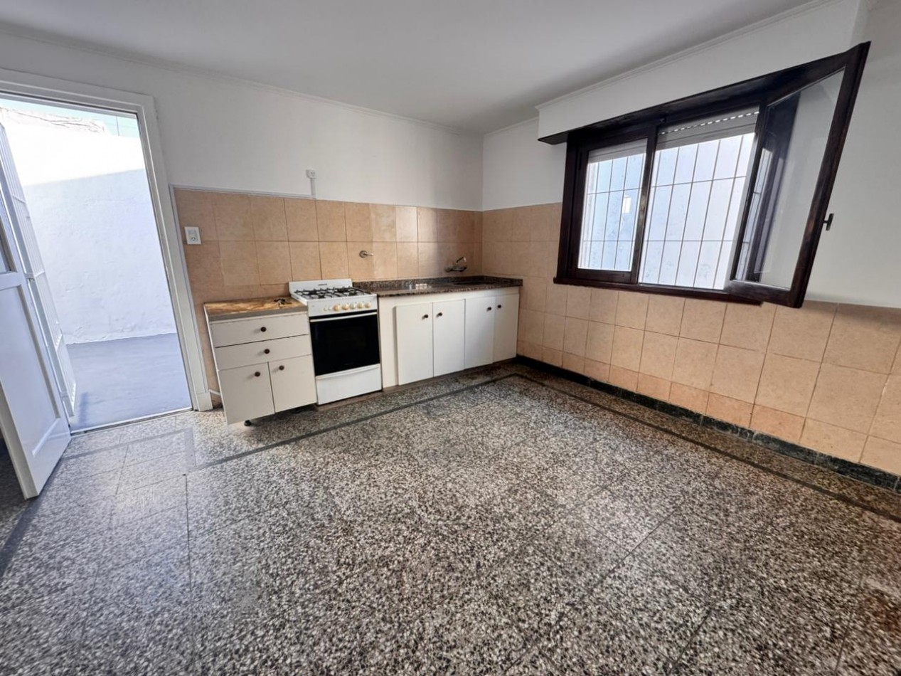 CASA 3 ambientes CON PARQUE - Alquiler 24 meses - Mar del Plata.