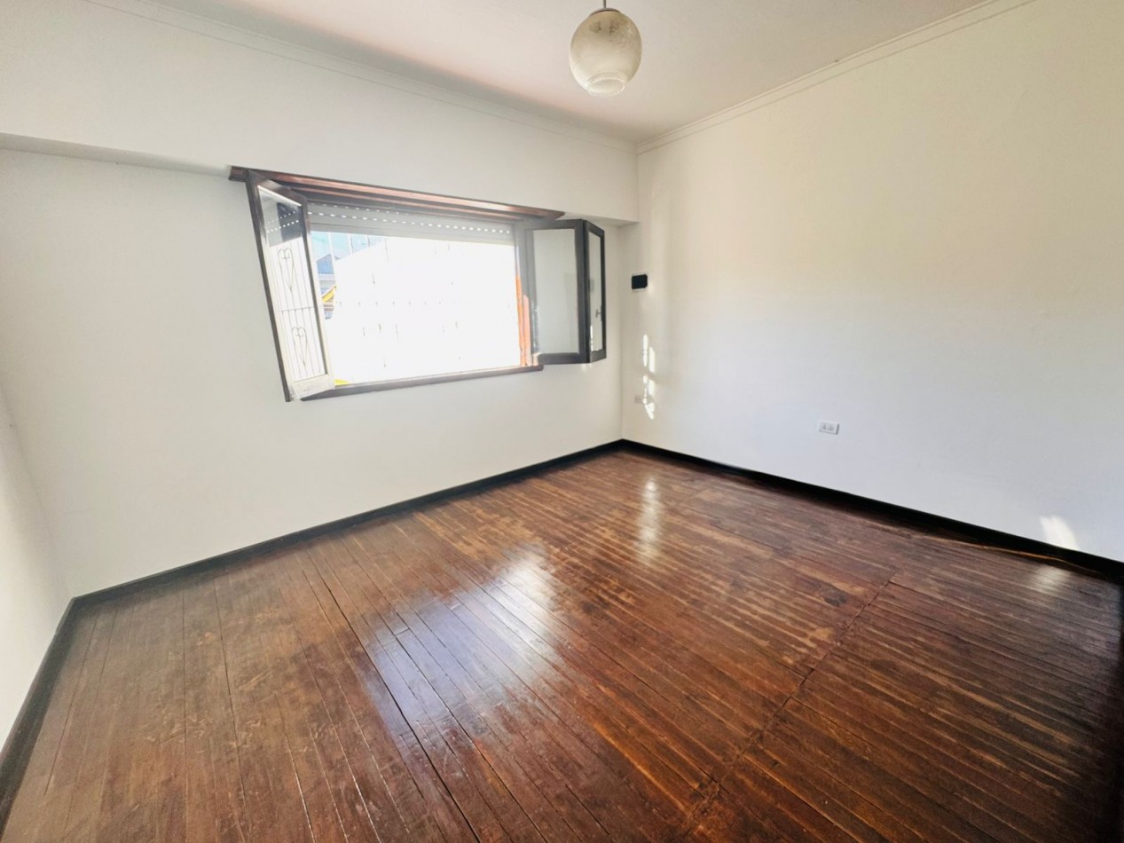CASA 3 ambientes CON PARQUE - Alquiler 24 meses - Mar del Plata.