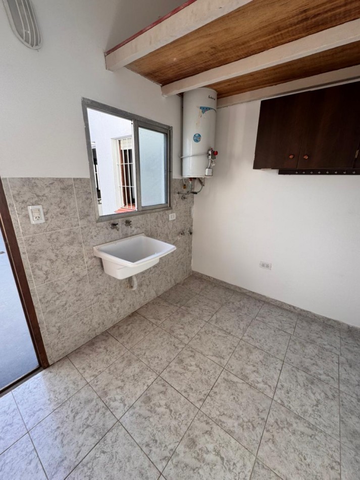 CASA 3 ambientes CON PARQUE - Alquiler 24 meses - Mar del Plata.