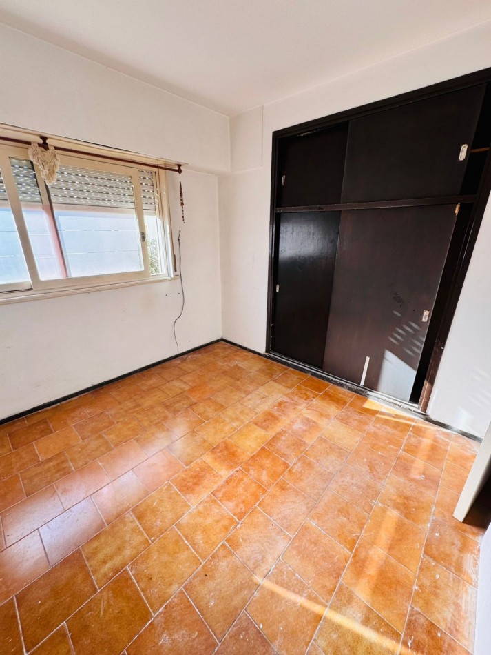 Departamento 3 ambientes con espacio de cochera - 