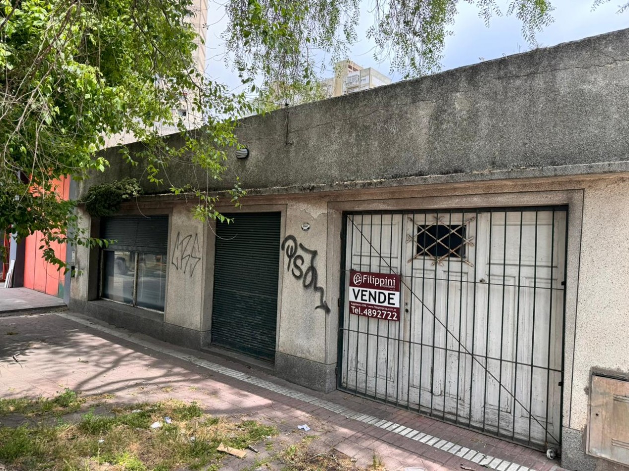 CASA 3 AMBIENTES CON GARAGE Y LOCAL - TERMINAL - APTO CREDITO