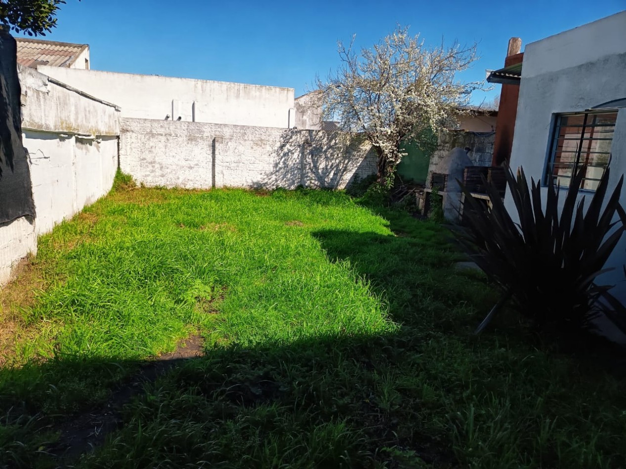 Ph dos ambientes amplios con parque- Villa Lourdes - Mar del Plata .
