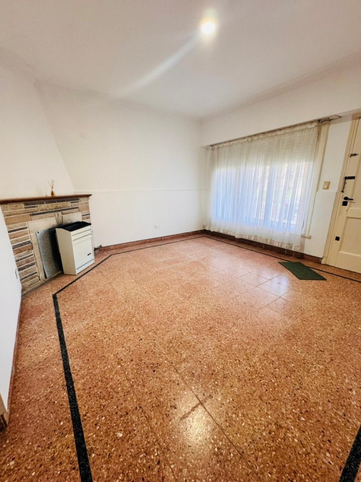 Chalet 5 ambientes con garage - Zona Mundialista - APTO CREDITO