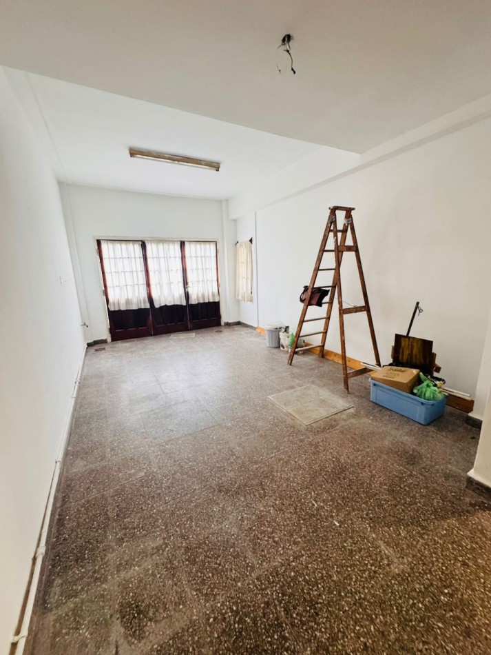 Chalet 5 ambientes con garage - Zona Mundialista - APTO CREDITO
