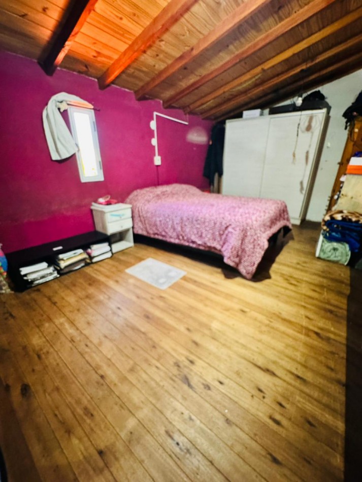 Casa 2 ambientes con parque - con cercania Av. Mario Bravo y Edison - APTA CREDITO