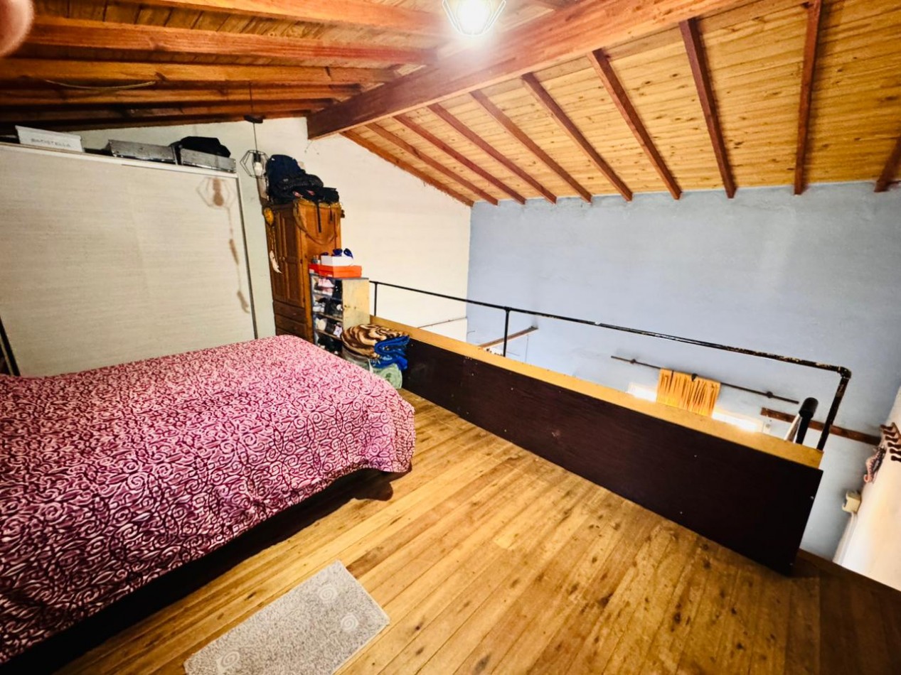 Casa 2 ambientes con parque - con cercania Av. Mario Bravo y Edison - APTA CREDITO