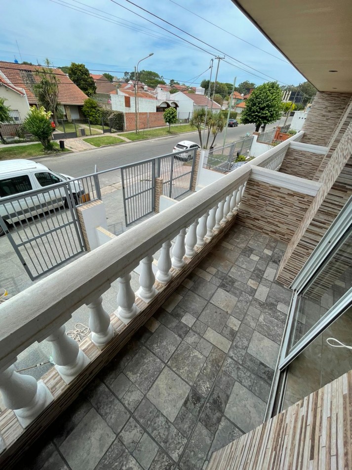 Duplex 3 amb con entrada de auto - Alquiler 24 meses - COLINAS DE PERALTA RAMOS - 
