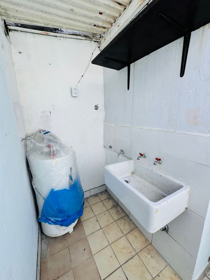 Casa en ph 3 ambientes- Las Avenidas - 