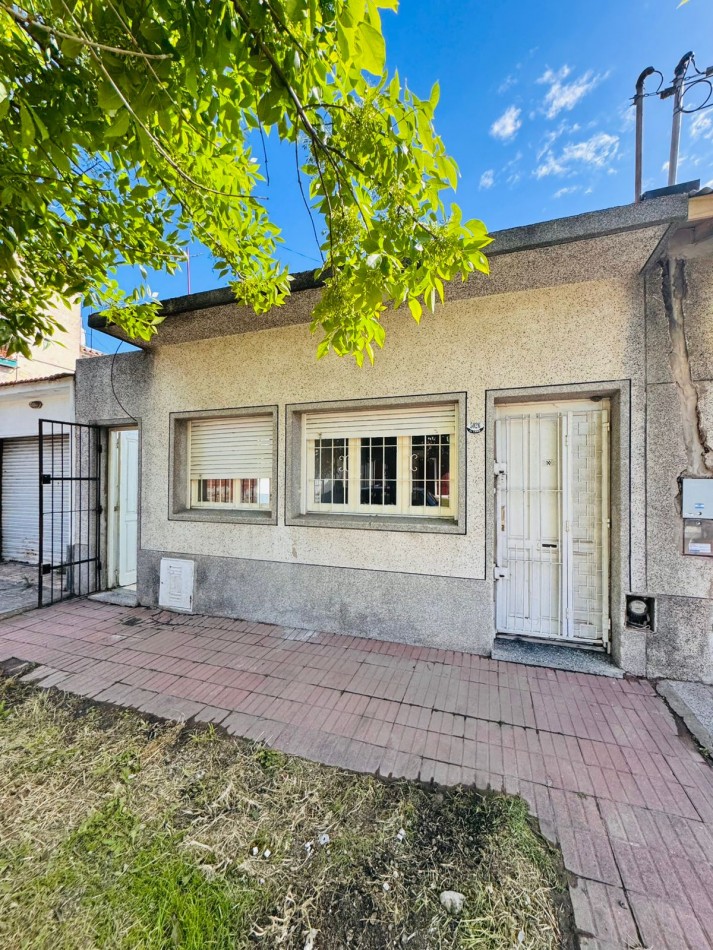 Casa en ph 3 ambientes- Las Avenidas - 