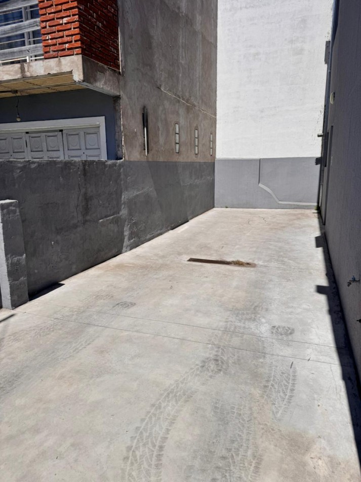 Duplex 3 ambientes con cochera desc. - Colinas de Peralta Ramos .