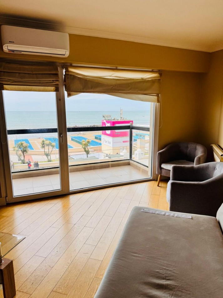 SEMIPISO EN DUPLEX DE 3 AMBIENTES - FRENTE AL MAR - LA PERLA