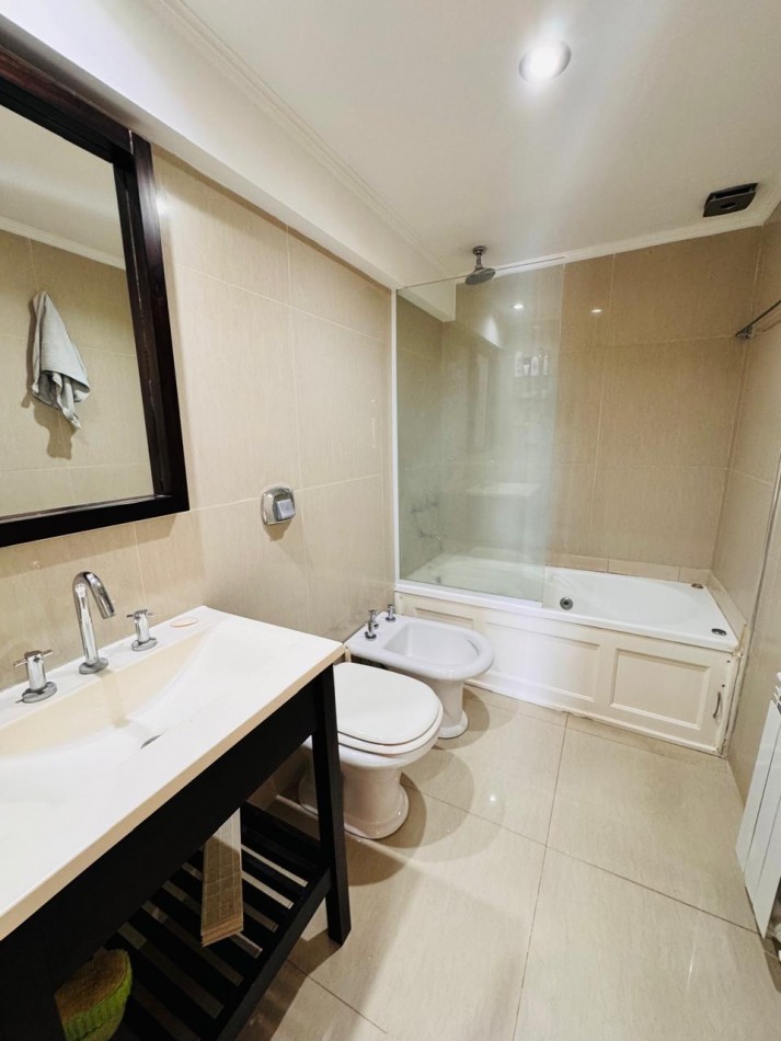 SEMIPISO EN DUPLEX DE 3 AMBIENTES - FRENTE AL MAR - LA PERLA