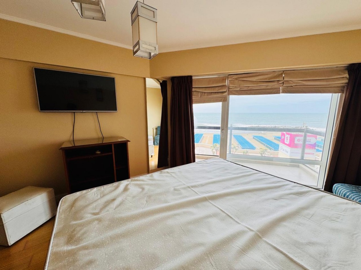 SEMIPISO EN DUPLEX DE 3 AMBIENTES - FRENTE AL MAR - LA PERLA