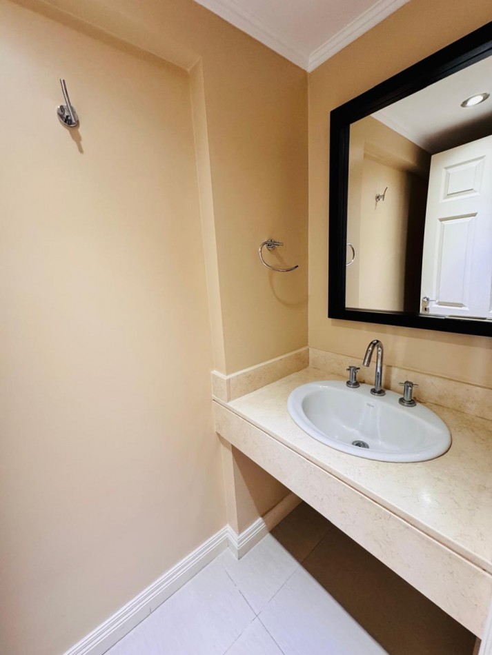 SEMIPISO EN DUPLEX DE 3 AMBIENTES - FRENTE AL MAR - LA PERLA