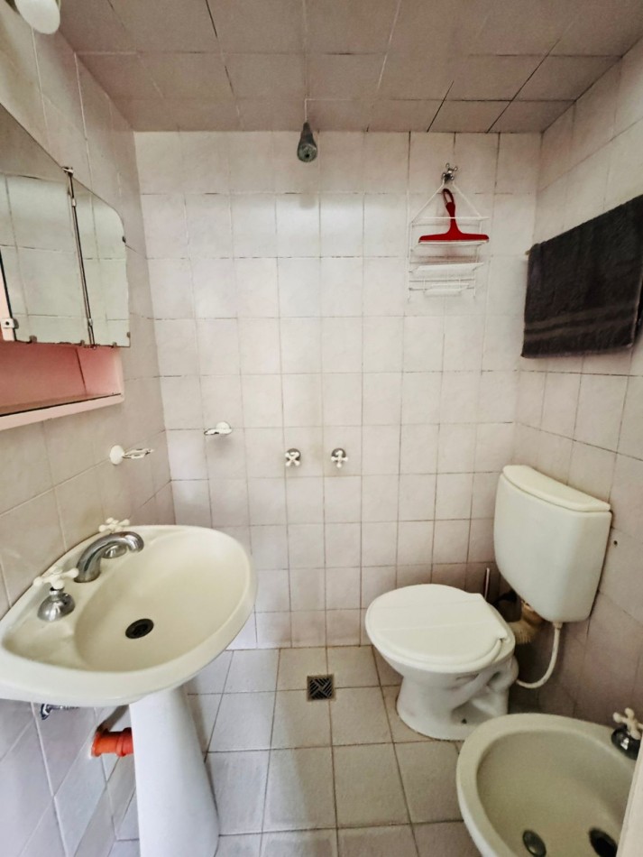 ALQUIER VERANO 2026 - Dpto 2 ambientes por escalera- Guemes