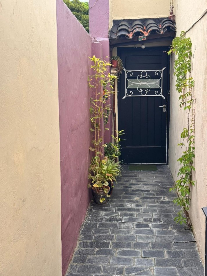 ALQUIER VERANO 2026 - Dpto 2 ambientes por escalera- Guemes