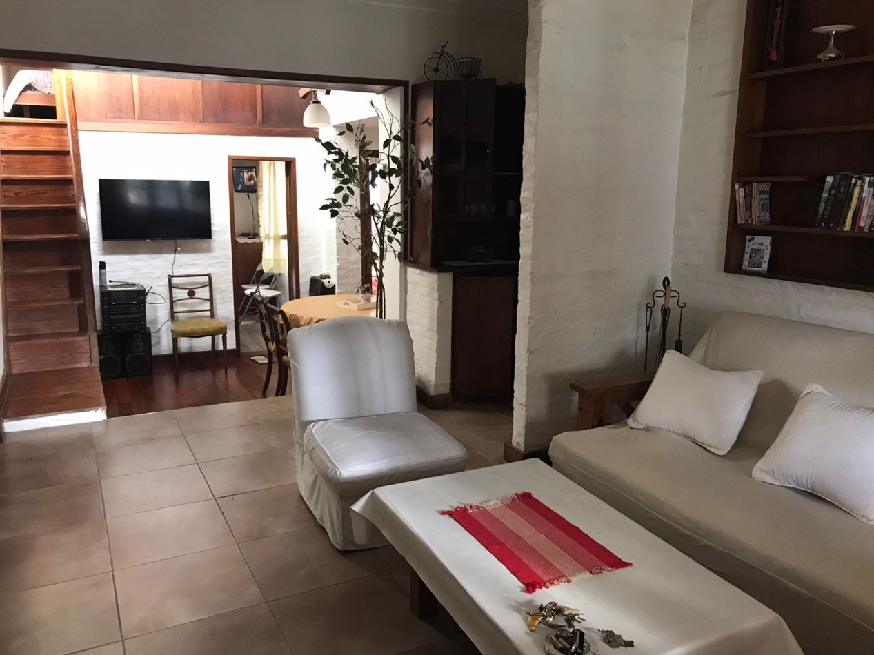 ALQUILER VERANO 2026 - CASA 2 AMB CON COCHERA CHICA- LOS TRONCOS