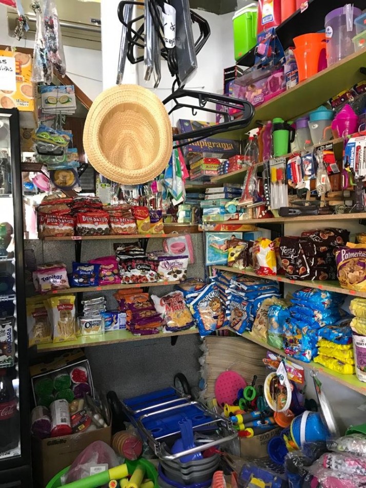 Fondo de comercio de kiosco, articulos de playa, almacen y regaleria - Playa Serena