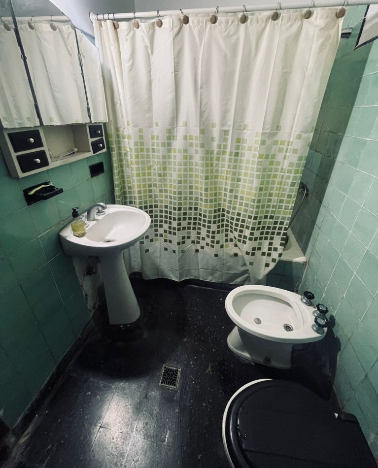 Casa + departamento a reciclar en Zona puerto - APTO INDUSTRIA PESQUERA