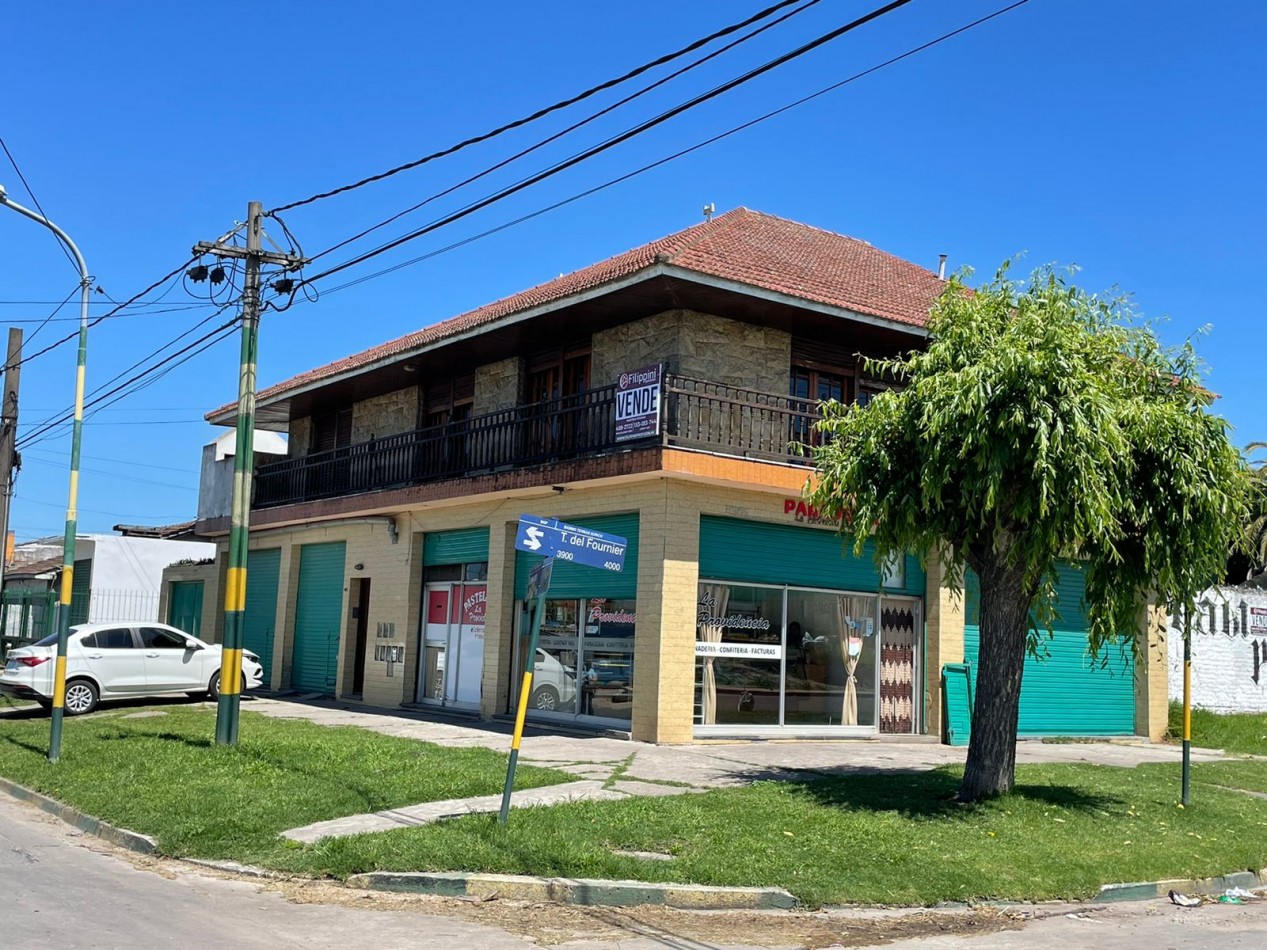 CASA 4 AMB + 4 LOCALES - EN BLOCK- TERMAS HUINCO