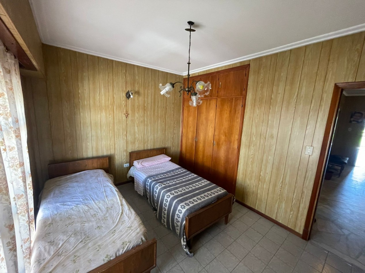 CASA 4 AMB + 4 LOCALES - EN BLOCK- TERMAS HUINCO