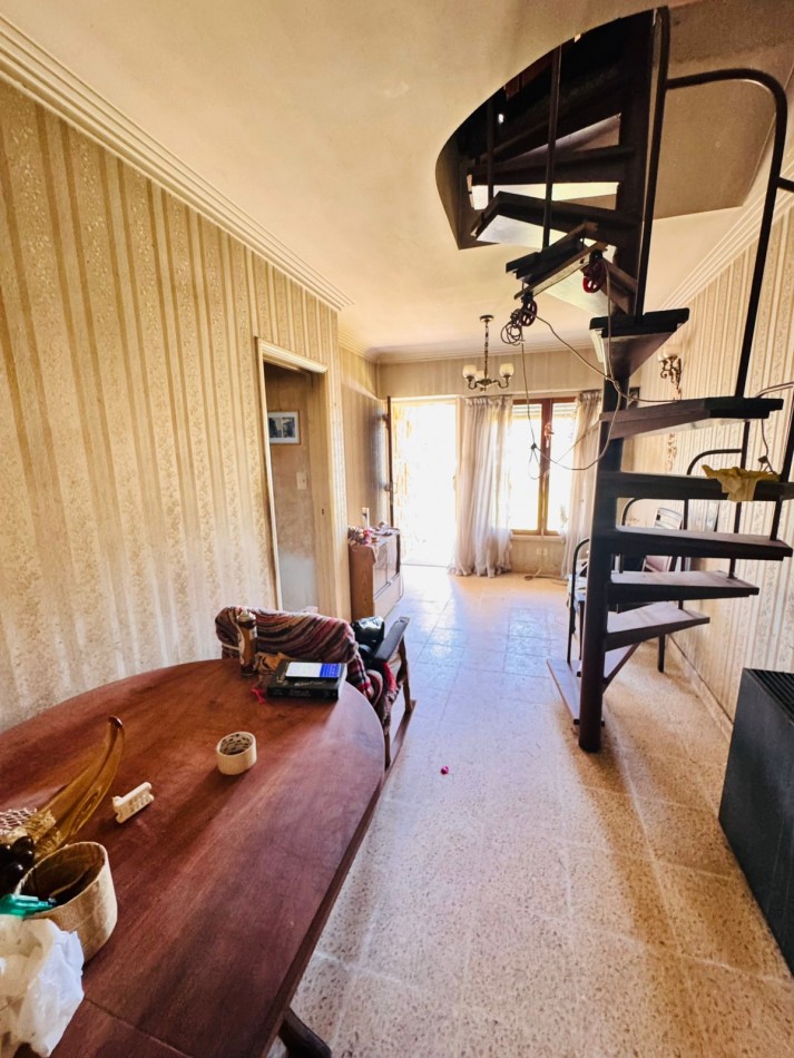 Chalet 3 ambientes con garage - Bosque Grande