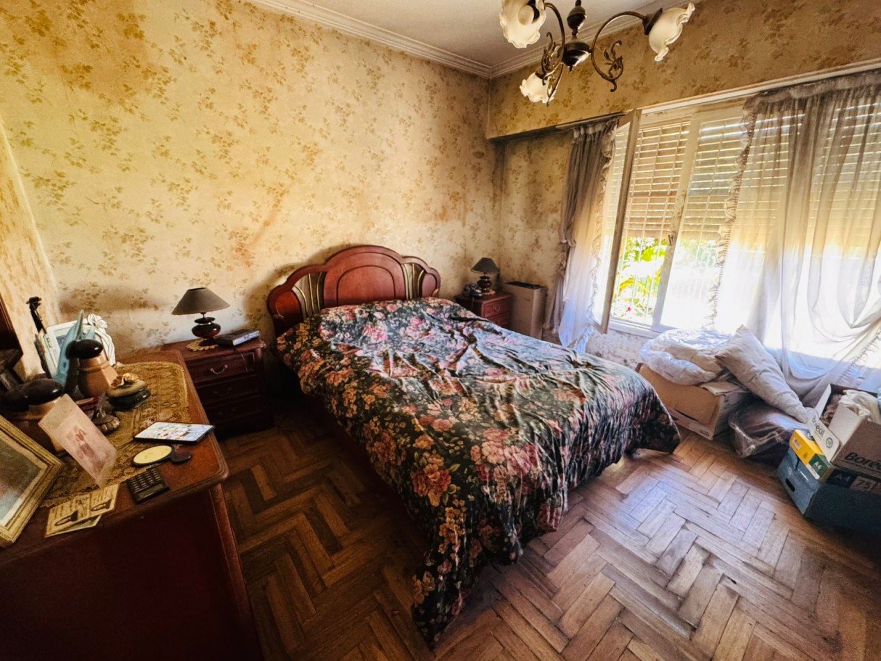 Chalet 3 ambientes con garage - Bosque Grande