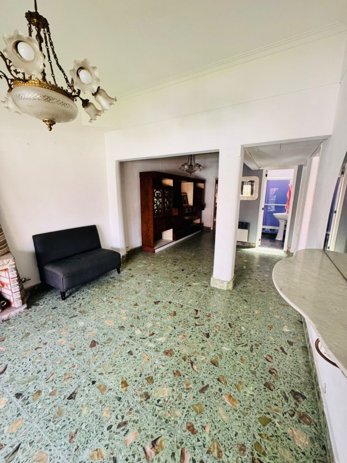 Casa en PH a la calle - 3 amb con garage y parrilla - VILLA LOURDES - MAR DEL PLATA - ALQ 24 MESES