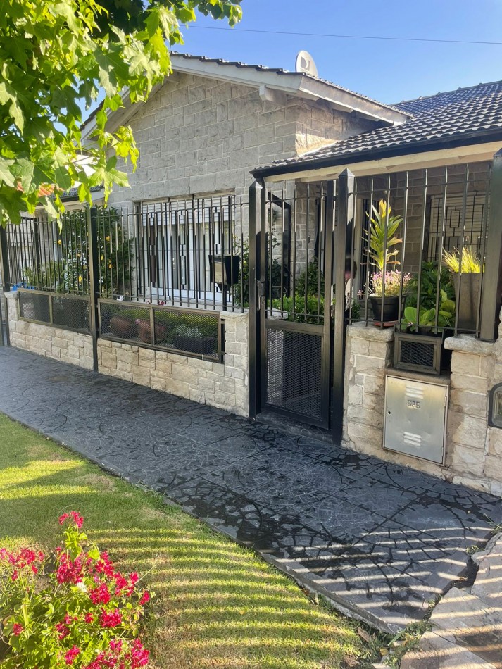 ALQUILER VERANO 2026 - CASA 3 AMB - PUNTA MOGOTES - Hasta 5 personas 