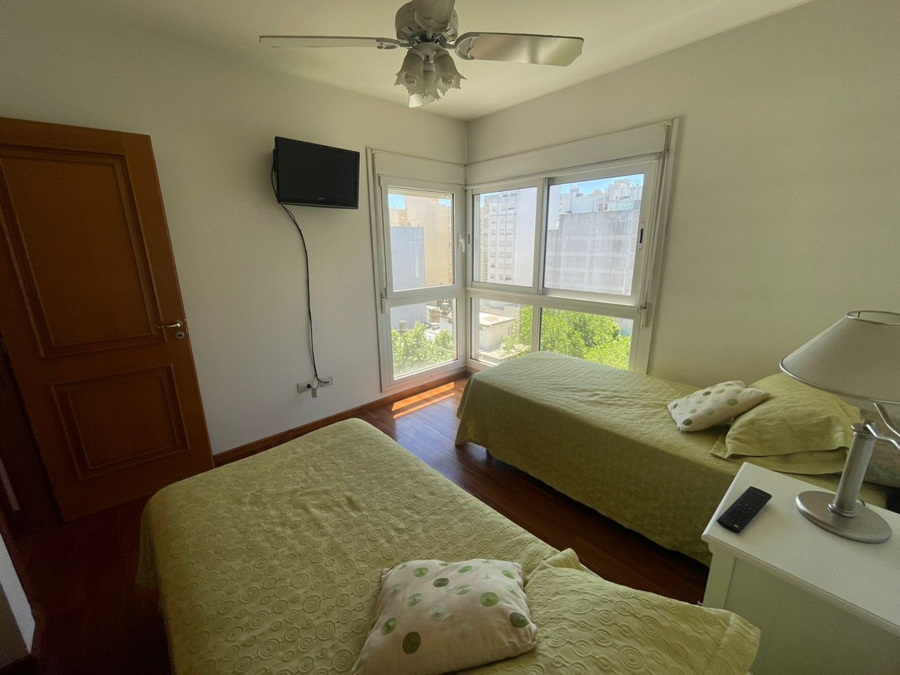 ALQUILER VERANO 2026 - DEPARTAMENTO 3 AMBIENTES CON COCHERA -  MACROCENTRO