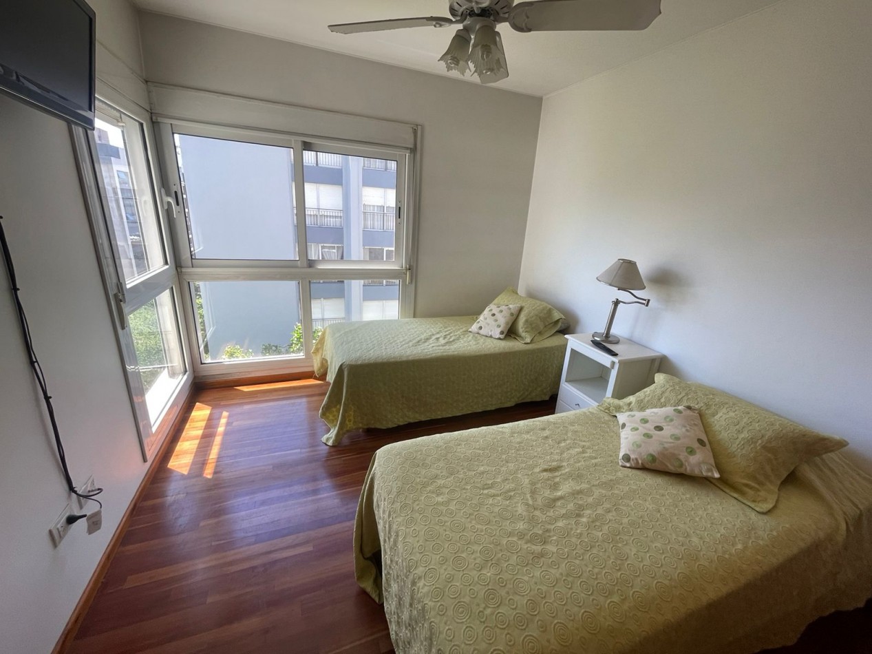 ALQUILER VERANO 2026 - DEPARTAMENTO 3 AMBIENTES CON COCHERA -  MACROCENTRO