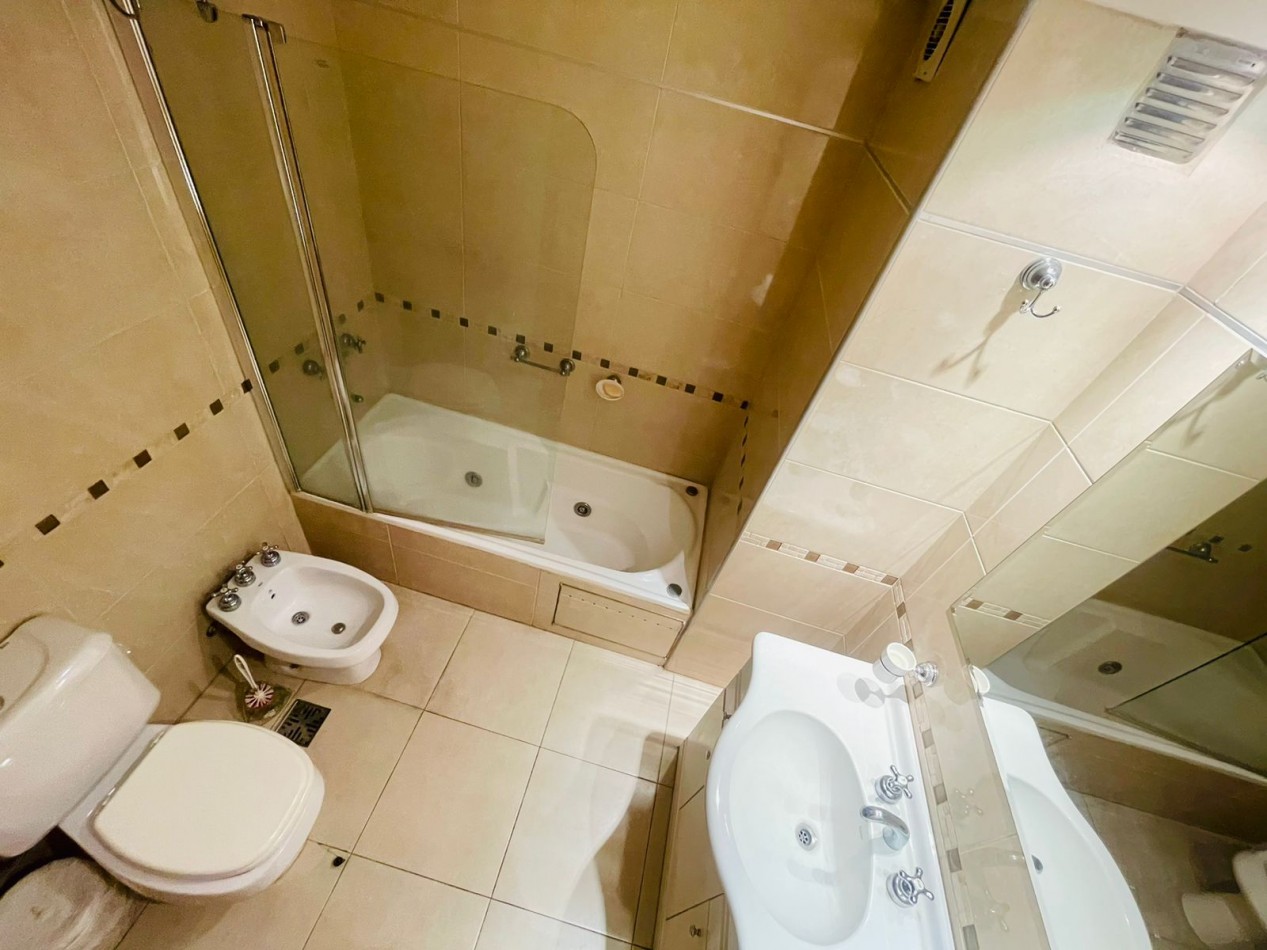 ALQUILER VERANO 2026 - DEPARTAMENTO 3 AMBIENTES CON COCHERA -  MACROCENTRO