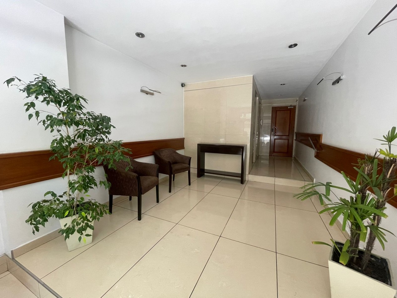 ALQUILER VERANO 2026 - DEPARTAMENTO 3 AMBIENTES CON COCHERA -  MACROCENTRO