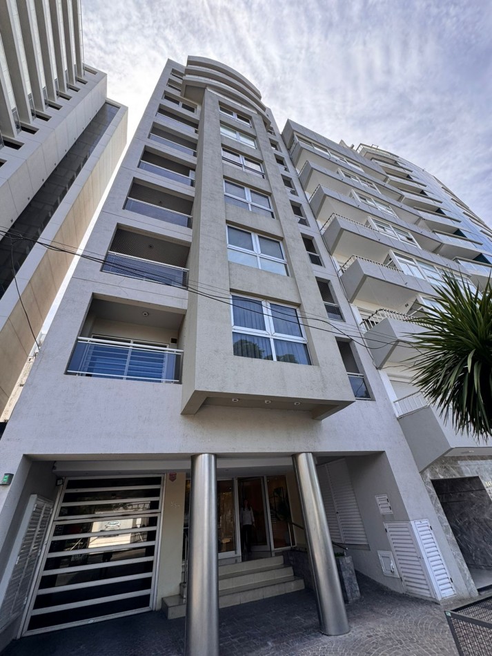 ALQUILER TEMPORAL VERANO 2026 - 2 AMB- FRENTE AL MAR - LA PERLA - COCHERA