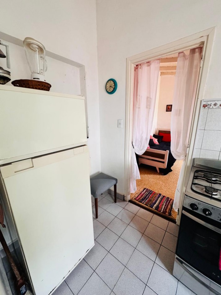 ALQUIER VERANO 2026 - Dpto 2 ambientes por escalera- Guemes