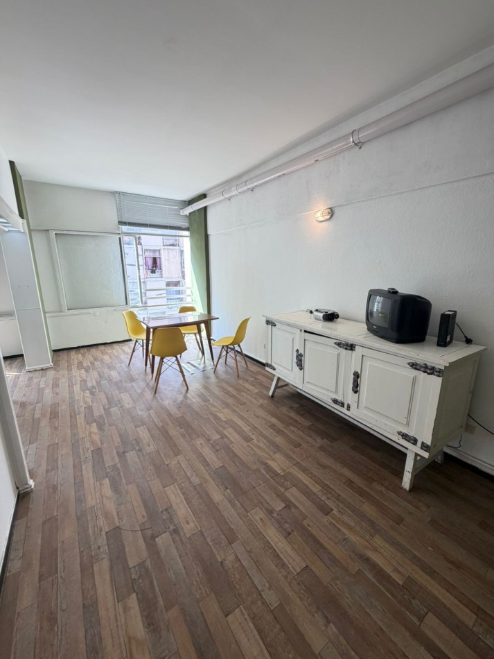 Departamento 2 Ambientes al frente - Aldrey - APTO CREDITO