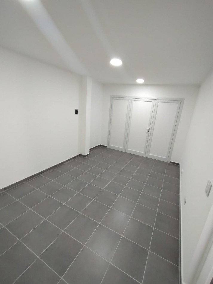 Alquiler 24 meses -Duplex 3 ambientes con cochera. - Colinas de Peralta Ramos