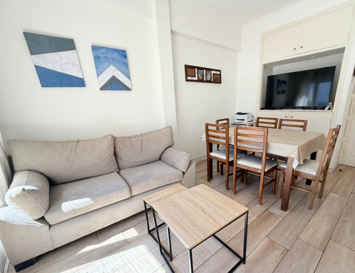 Departamento 2 Ambientes al frente - Plaza Colon - APTO CREDITO