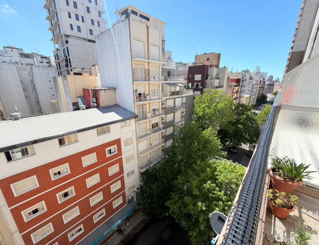 Departamento 2 Ambientes al frente - Plaza Colon - APTO CREDITO