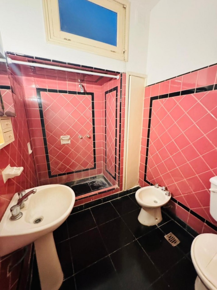 Chalet 5 ambientes con Garage - Zona Mundialista - APTO CREDITO