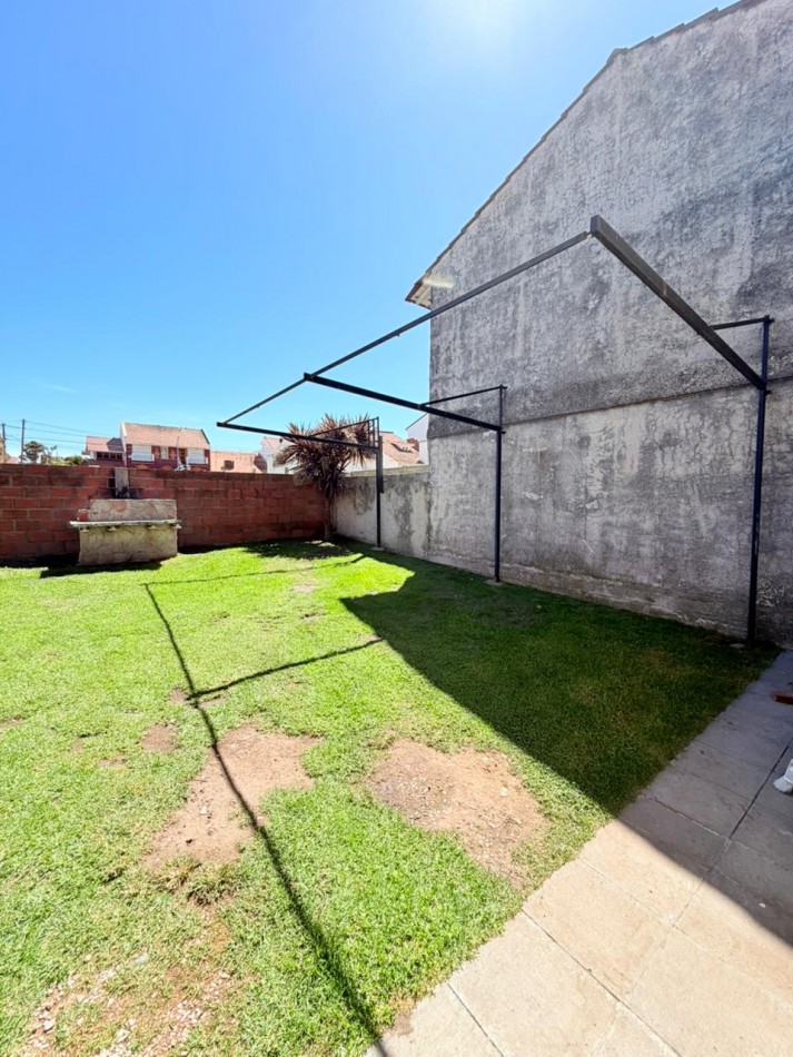 Duplex 3 ambientes a metros del mar - Barrio Faro Norte